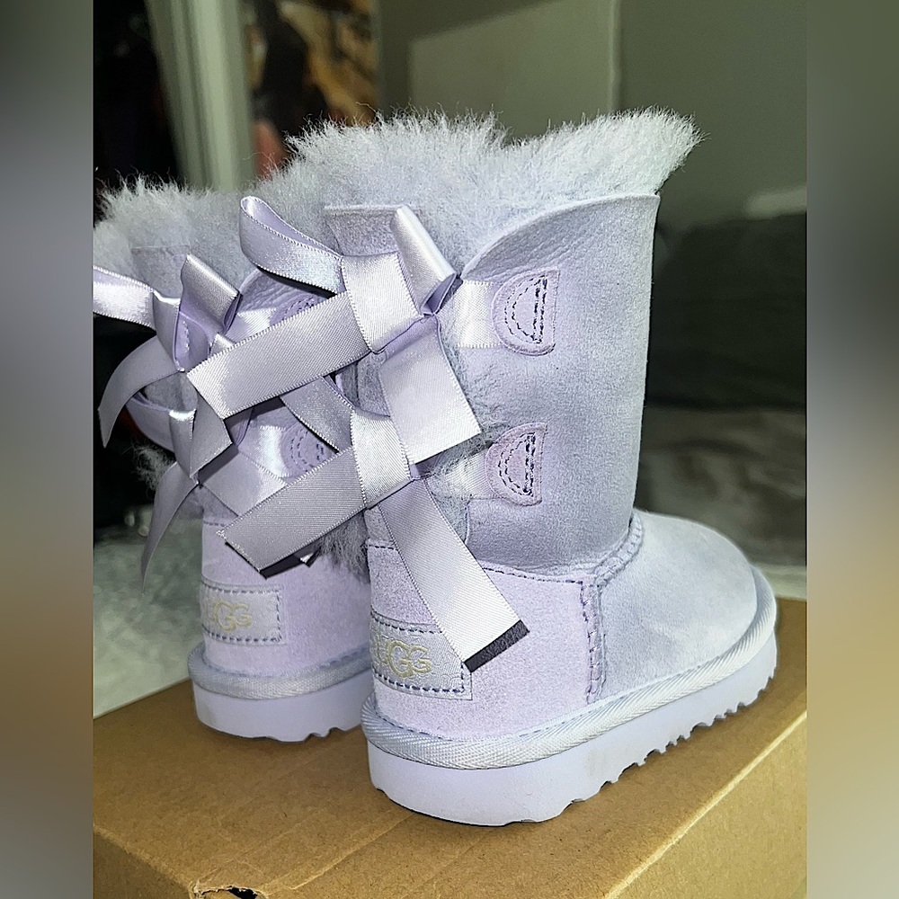 BAILEY BOW II UGGS (Lavender)